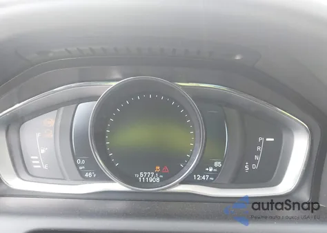 2016 Volvo Xc60 T6 из США, поврежденный, VIN YV4902RK9G2844699